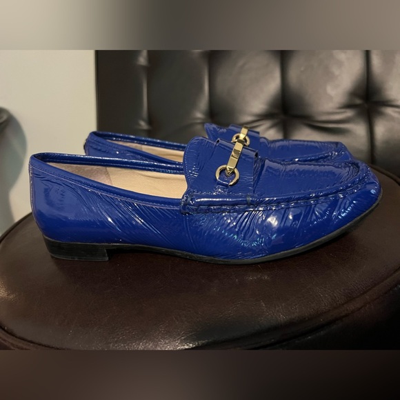 Ivanka Trump vivid blue loafers size 9M - Picture 11 of 11